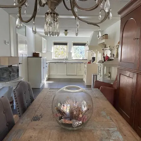 Semesterbostad Luxe Vakantiewoning Op De Goudsberg